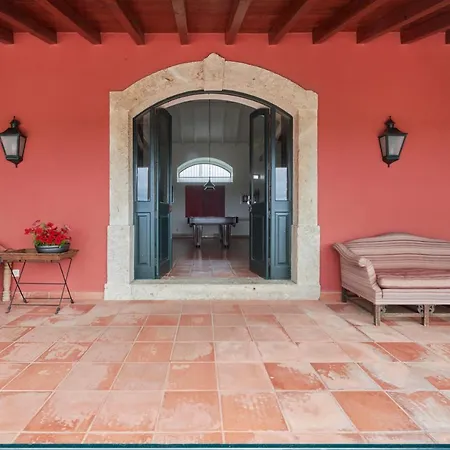 Deluxe Bedroom In Farmhouse, Swimming Pool, By Timecooler Sobral de Monte Agraco