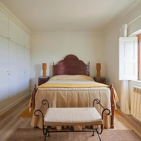 Deluxe Bedroom In Farmhouse, Swimming Pool, By Timecooler Sobral de Monte Agraco