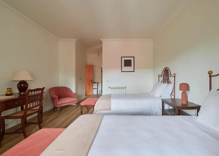 Гостевой дом Deluxe Bedroom In Farmhouse, Swimming Pool, By Timecooler Собрал-ди-Монти-Аграсу