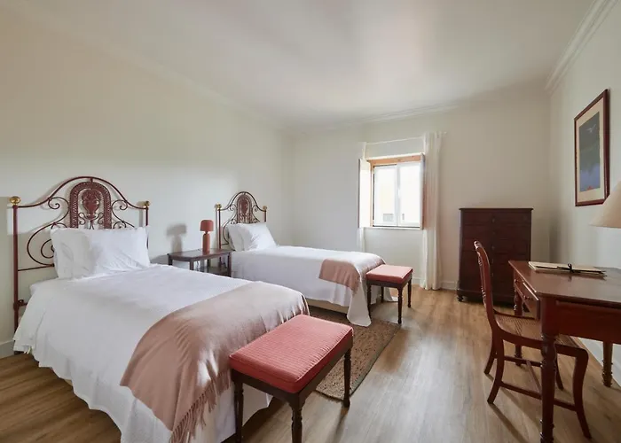 Гостевой дом Deluxe Bedroom In Farmhouse, Swimming Pool, By Timecooler 3*